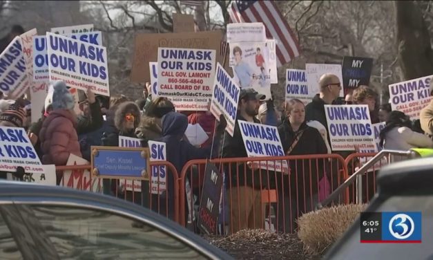 Students, parents hold anti-mask rallies at the state capitol | Connecticut News | wfsb.com