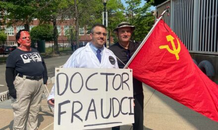 People Protesting Dr. Fauci’s Appearance At Yale Med School Graduation Blocked By Police Officers, Mocked By Students – Connecticut Centinal